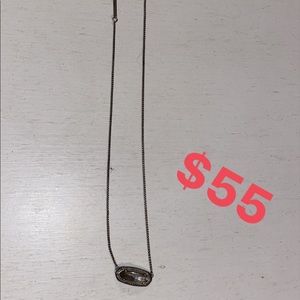 Kendra Scott necklace